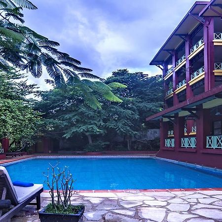 The Harbor Lights Palace Sihanoukville Exterior photo